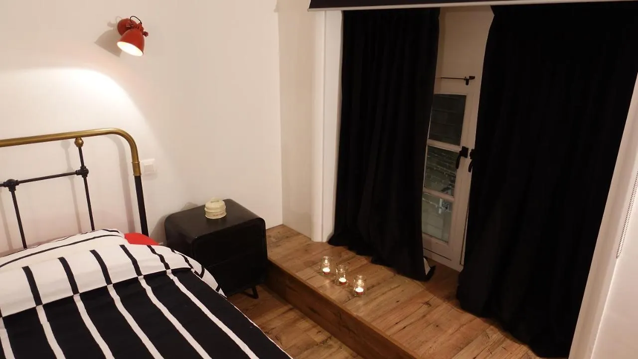 St Malo Intra-Muros Duplex 2 Chambres Wifi Haut Debit A 3 Min Des Plages سان مالو شقة سان مالو
